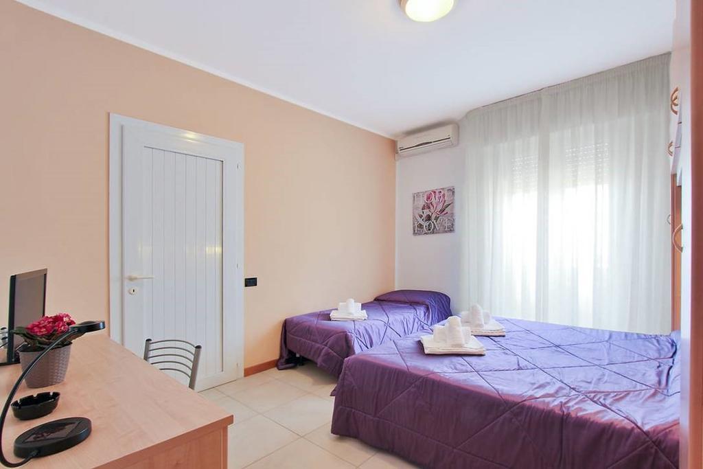 Hotel Carla Lignano Sabbiadoro Luaran gambar
