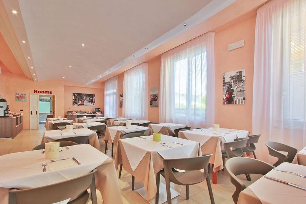 Hotel Carla Lignano Sabbiadoro Luaran gambar